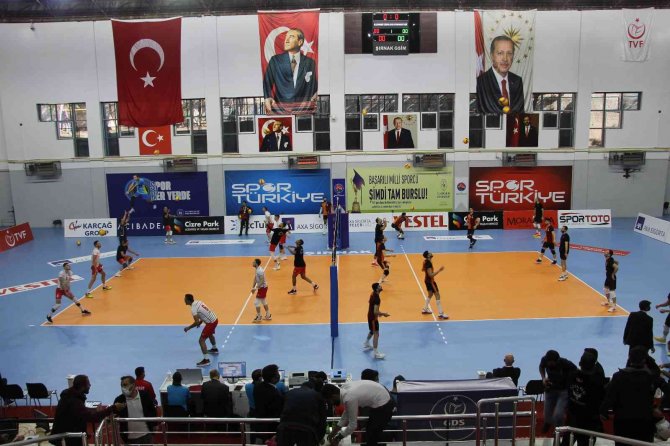 Efeler Ligi: Cizre Belediyespor: 1 - Galatasaray Hdı Sigorta: 3