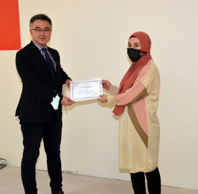 Sağlık Personeline Yenidoğan Canlandırma Programı Eğitimi