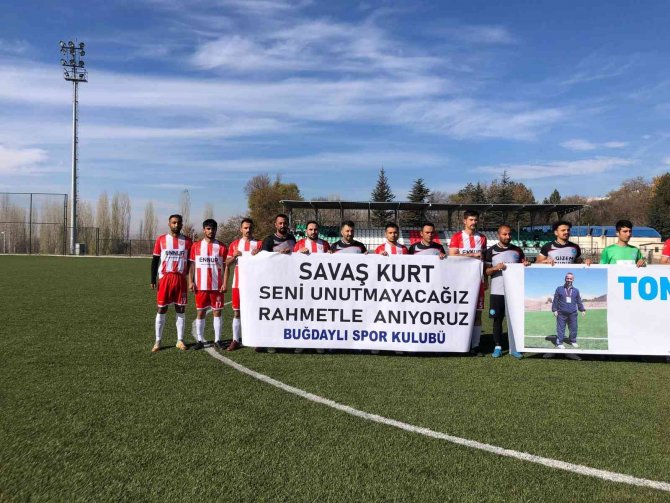 Tribünde Kalp Krizi Geçiren Yönetici Unutulmadı