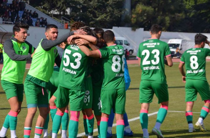 Isparta 32 Spor: 3 Teco Karacabey Belediyespor: 0