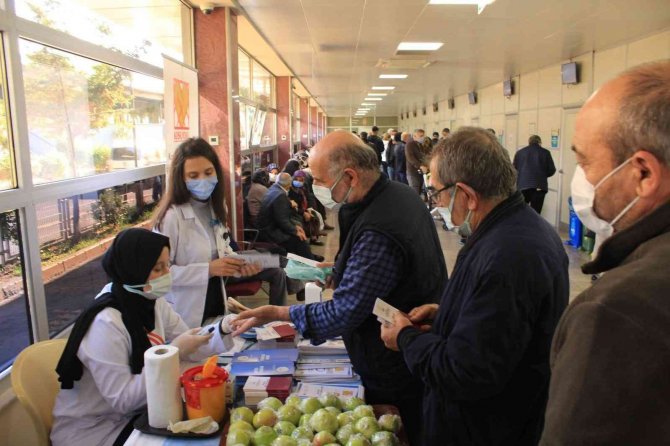 Uz. Dr. Hatike Hançer: “Diyabet Hastaları Toplumda Gitgide Artıyor”