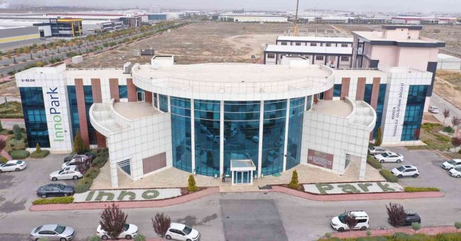 Innopark’a Sanayi Bakanı Varank’tan Ödül