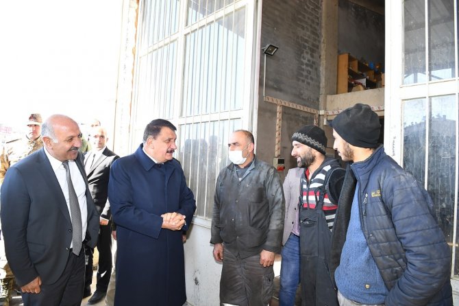 Doğanşehir Sanayi Sitesinde Alt Ve Üst Yapı Çalışmaları Tamamlandı