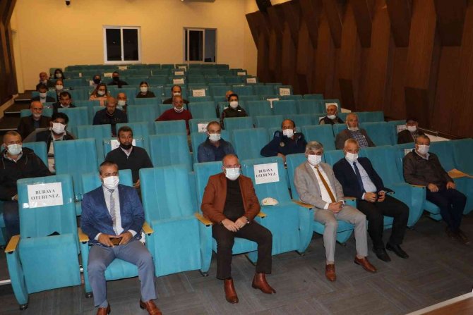 Manisa’da Arıcılar ’Ana Arı Ve Arı Sütü Üretimi’ Eğitimini Tamamladı