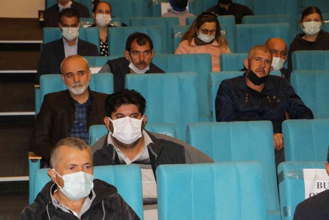 Manisa’da Arıcılar ’Ana Arı Ve Arı Sütü Üretimi’ Eğitimini Tamamladı