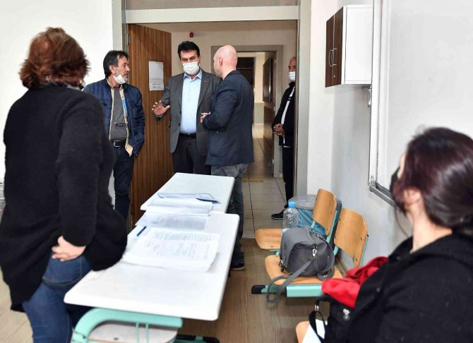 Başkan Dündar, Soydaşlara Oy Kullanma Çağrısında Bulundu