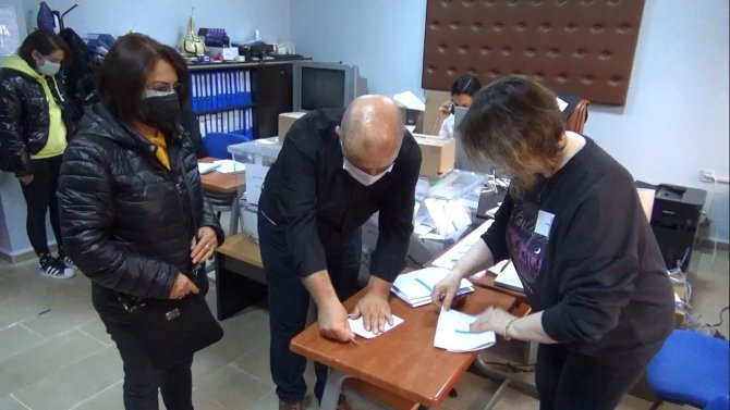 Göçmenler Sandık Başına Gitti