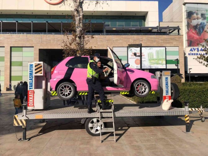 Emniyet Kemerinin Önemine Vurgu