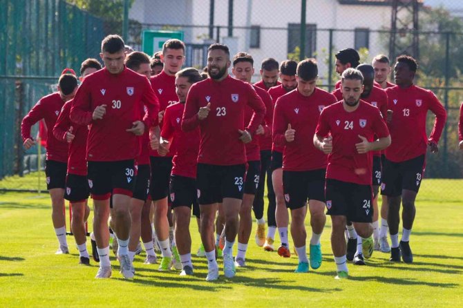 Samsunspor, Antalya’da Kampında Güç Depoluyor