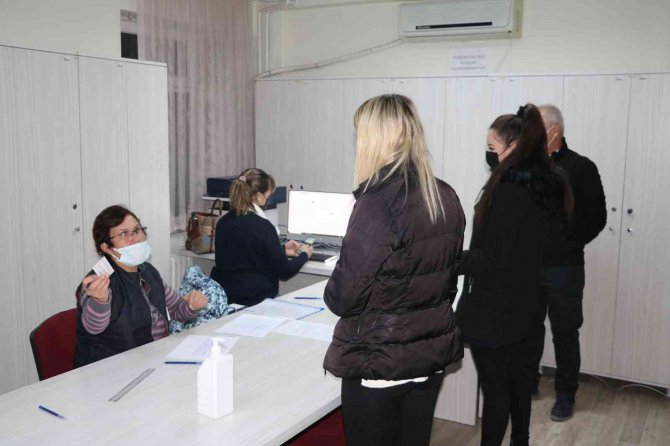 Türkiye’de Yaşayan Bulgaristan Vatandaşları Sandığa Koştu