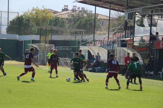 Genç Horozlar Bandırmayı Da 3’ledi