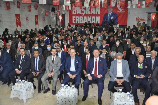 Erbakan, Partisinin Simav Kongresine Katıldı