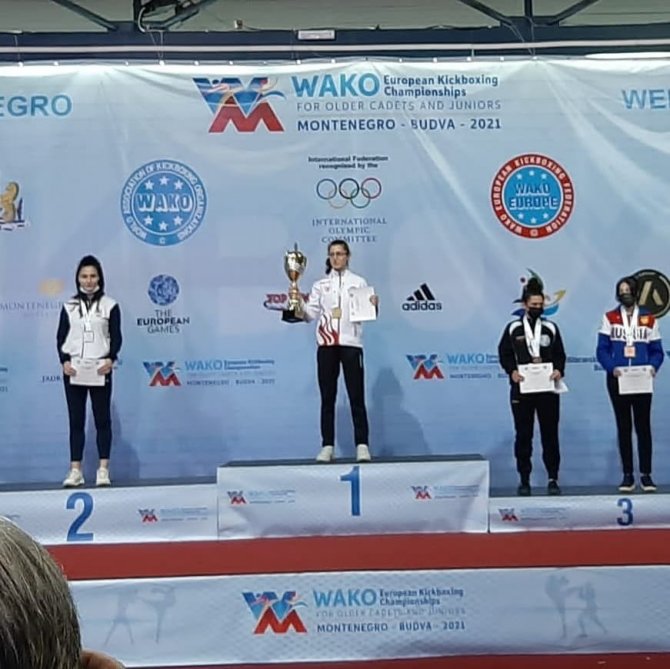 Gençler Avrupa Kick Boks Şampiyonası’nda Sudenur Basancı Altın Madalya Aldı