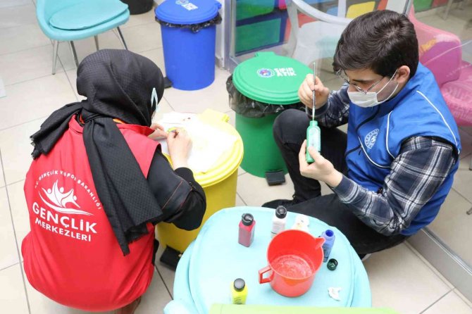Gençlik Merkezinden “Sıfır Atık Projesi" Seferberliği