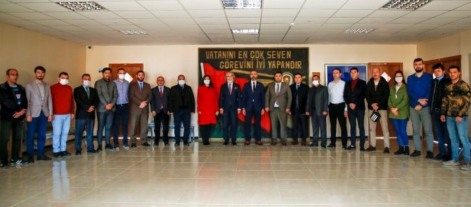 Prof. Dr. Yaman, Spor Bilimleri Fakültesi Dekanlığına Atandı