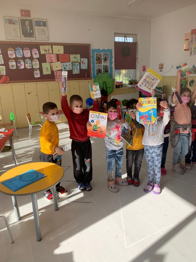 Minik Öğrencilerden Van’a Yardım Kampanyası