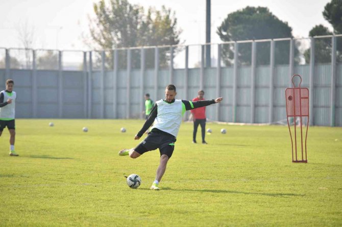 Bursaspor’da İ̇stanbulspor Maçı Mesaisi