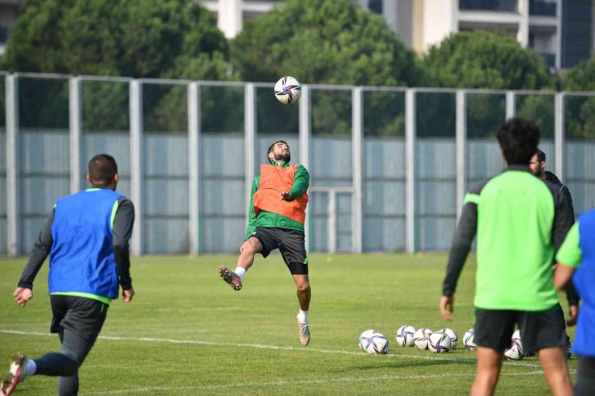 Bursaspor’da İ̇stanbulspor Maçı Mesaisi