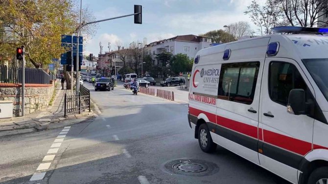 Cumhurbaşkanı Erdoğan’ın Konvoyu Ambulansa Yol Verdi