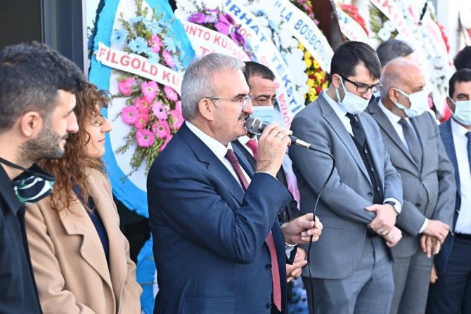 Diyarbakır Valisi Karaloğlu, Tekstil Fabrikasının Açılışını Yaptı