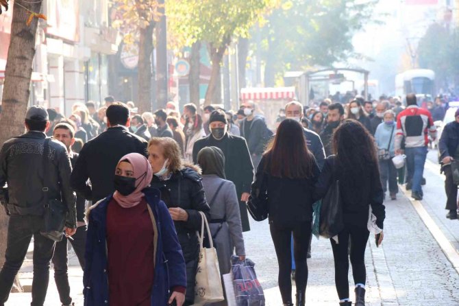 Mavi Kategorideki Eskişehir’de Haftalık Vaka Sayısı Arttı