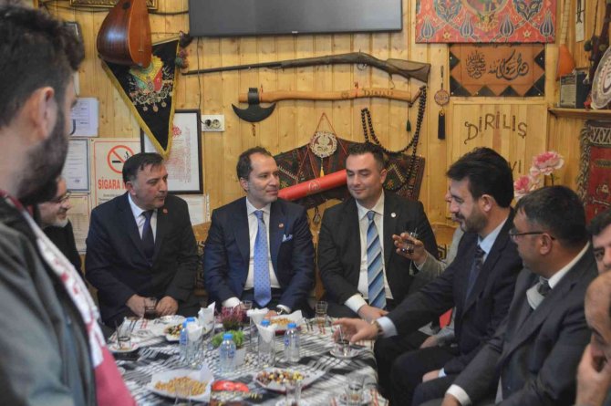 Yeniden Refah Partisi Genel Başkanı Fatih Erbakan: "İ̇kinci Kırk Yıl İçin Yola Çıktık"