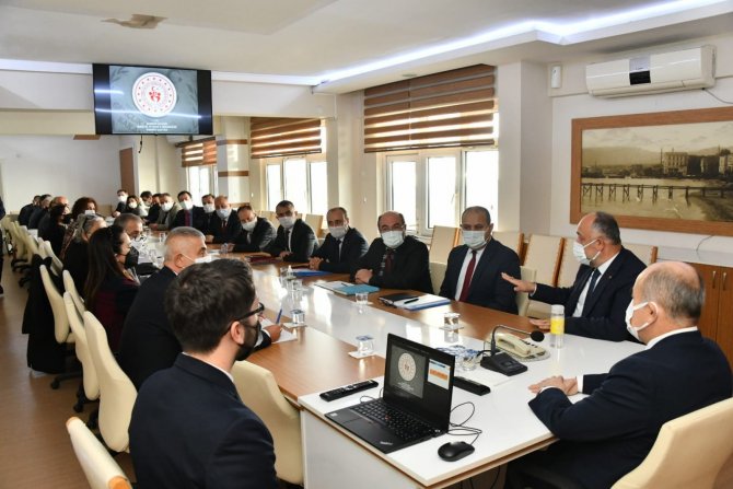 Vali Dağlı: “Teknofest 2022 Gençler İçin Önemli Bir Fırsat”