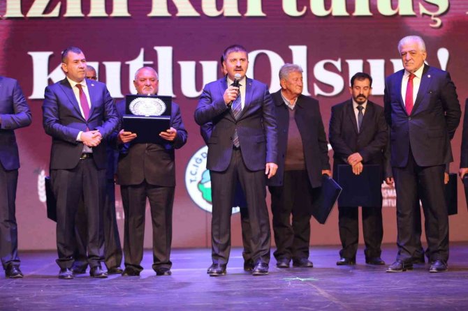 Iğdır’da "Bir Millet İ̇ki Devlet Kardeşlik Destanı Gösterisi" Düzenlendi