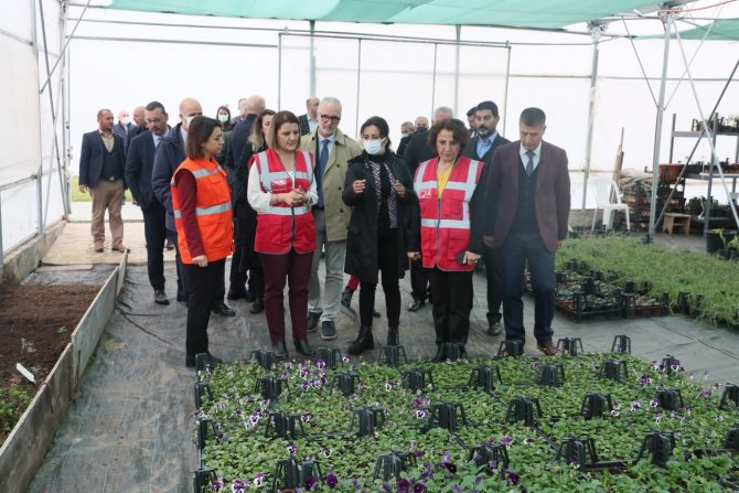 Doğa Eğitim Kampüsü Ve Lavanta Parkının Temeli Atıldı