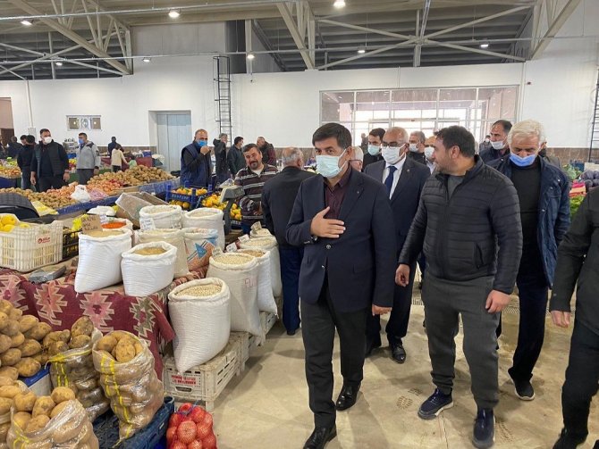 Kapalı Halk Pazarı Hizmete Girdi