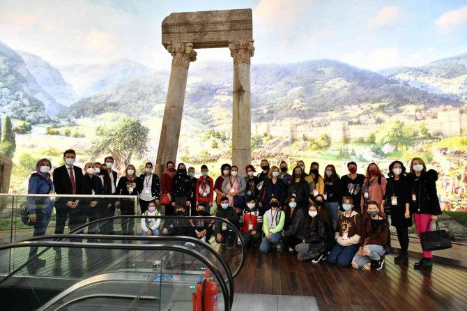 Yabancı Öğrencilerin Fetih Yolculuğu