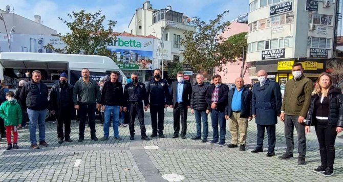 Ak Parti’den Şehit Polise Vefa