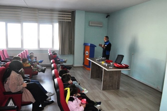 Anaokulu Öğrencilerinden Kütahya Afad’da Ziyaret