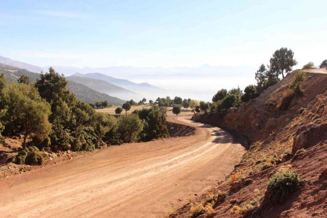 Elmalı’da Yayla Yolu Yenileme Çalışmaları
