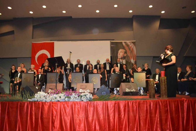 Ayvalık’ta Mesut Duran’dan Müzik Şöleni
