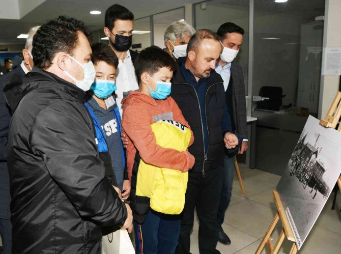 Eski, Yeni Lapseki Fotoğraf Sergisi Açıldı