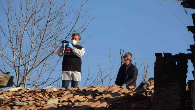Kayıp Genç Çatıda Elektrik Akımına Kapılmış Halde Bulundu