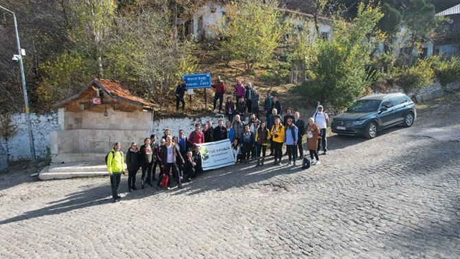 Doğaseverler, Murat Dağı’nda Tabiatın İzini Sürdü
