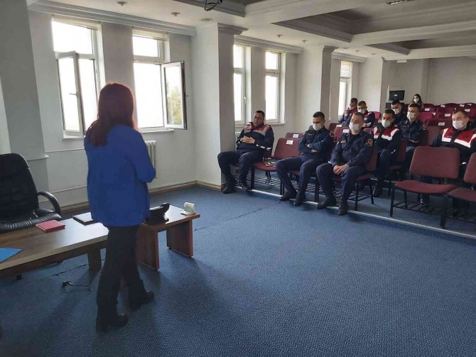 Jandarma Personellerine Eğitim Verildi