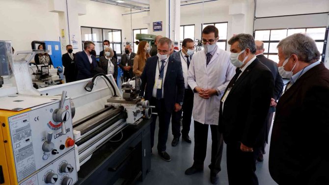 Özel Eosb Mesleki Ve Teknik Anadolu Lisesi Tanıtıldı