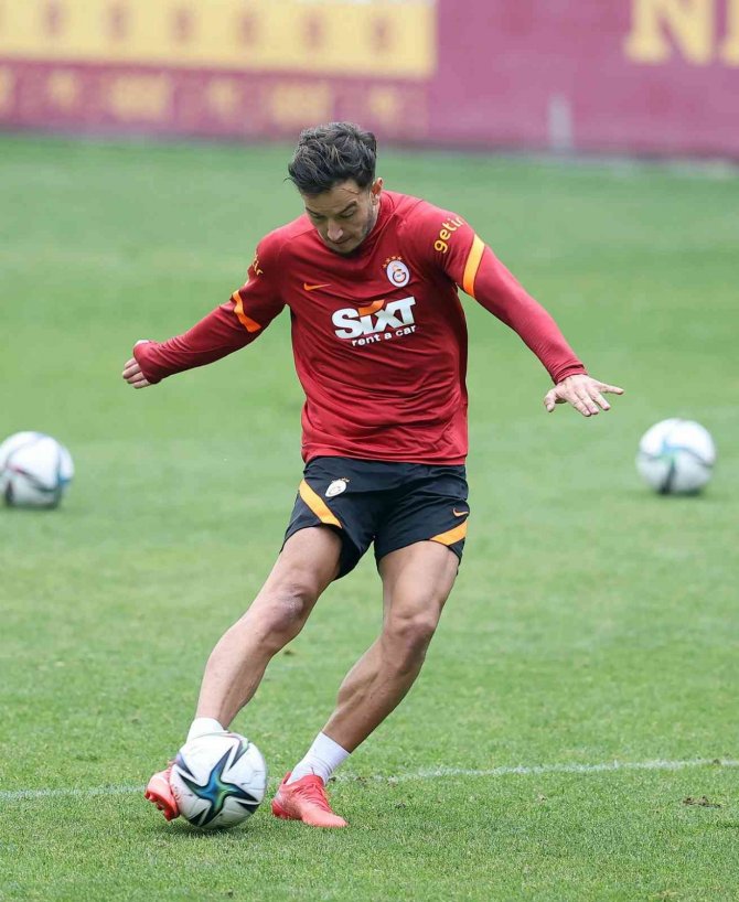 Galatasaray’da Adalesinde Ağrı Hisseden Morutan Antrenmanda Yer Almadı