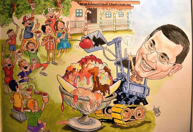‘Yüzler Ve İ̇zler’ Karikatür Sergisi, Sanatseverlere Kapılarını Açtı