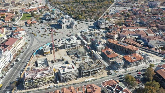 Konya’daki Mevlana Çarşısı Ve Altın Çarşı’da Tarihi Dönüşüm Sürüyor