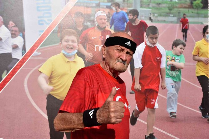 74 Yaşındaki Maratoncu Gençlere Taş Çıkartıyor