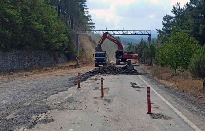 Kavaklıdere’nin Ana Caddesini Yenileniyor