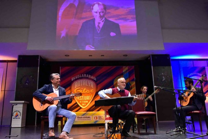 Antalya Gitar Festivali, 10’uncu Kez Sanatseverlerle Buluşacak