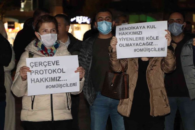 Sağlık İşçileri Kendi Sendikalarını Protesto Etti