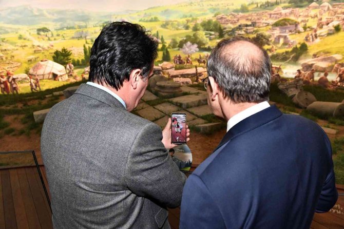 Dündar, Kocaeli Valisi Seddar Yavuz’u Ağırladı