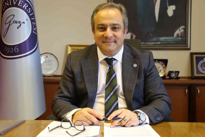 Bilim Kurulu Üyesi İ̇lhan: