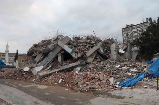 Tarihin Önündeki Engel Kaldırıldı